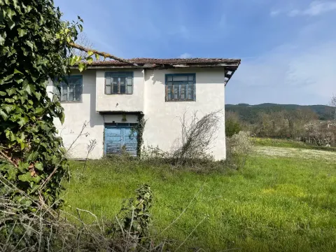 Dirgine Yazıcıkta Müstakil Parsel — Devrek / Zonguldak